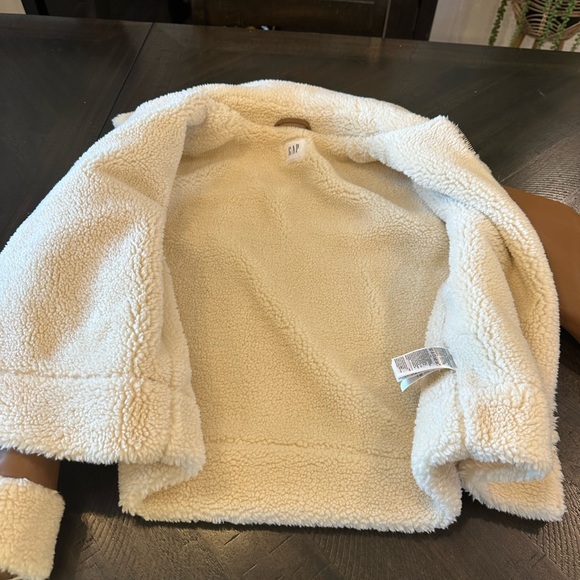 GAP Women's Tan Faux Leather Jacket with Cream Trim - Picture 4 of 6